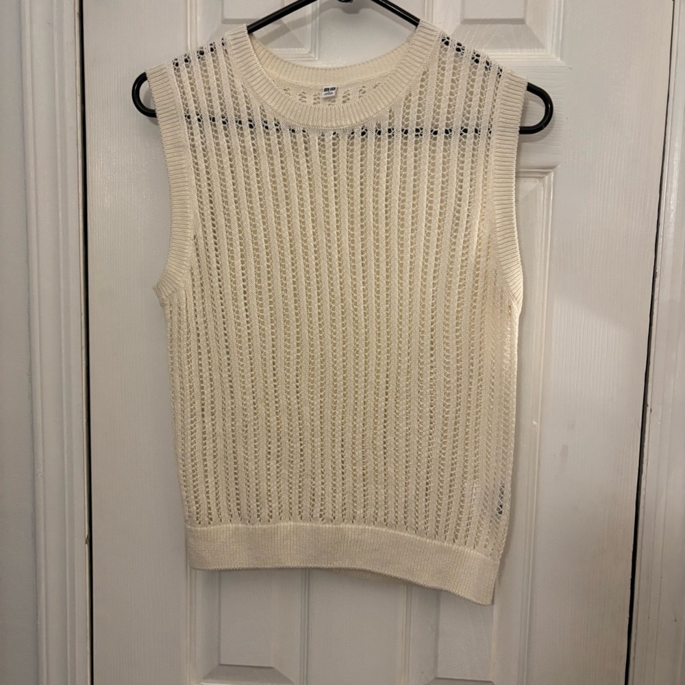 Uniqlo Cream Sleeveless Knit Sweater
